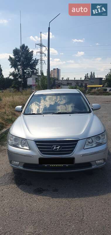 Седан Hyundai Sonata 2009 в Киеве