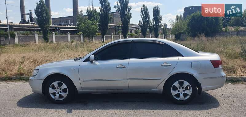 Седан Hyundai Sonata 2009 в Киеве