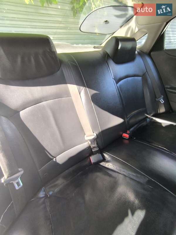 Седан Hyundai Sonata 2013 в Киеве