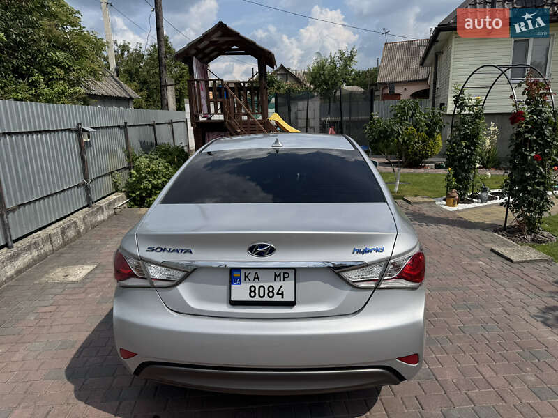 Седан Hyundai Sonata 2014 в Киеве фото 10 Седан Hyundai Sonata 2014 в Киеве