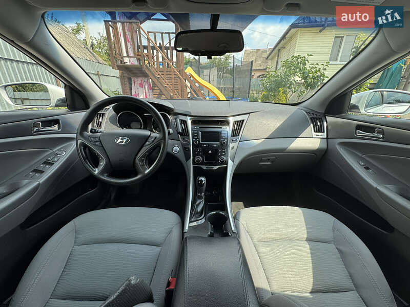 Седан Hyundai Sonata 2014 в Киеве фото 33 Седан Hyundai Sonata 2014 в Киеве