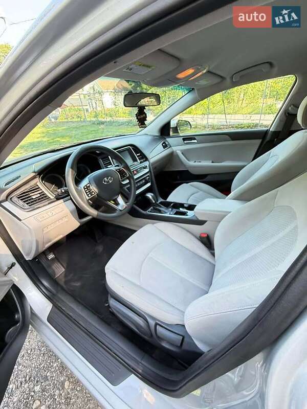 Седан Hyundai Sonata 2018 в Києві