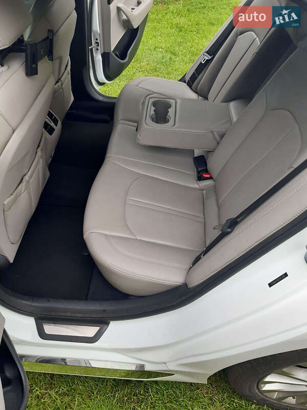 Седан Hyundai Sonata 2014 в Белой Церкви