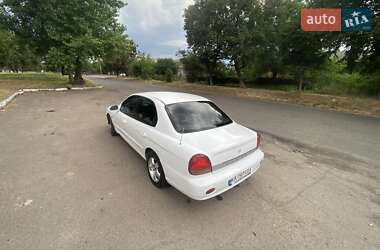Седан Hyundai Sonata 2001 в 