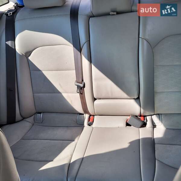 Седан Hyundai Sonata 2015 в Львове