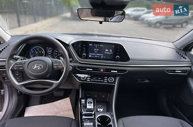 Седан Hyundai Sonata 2021 в 