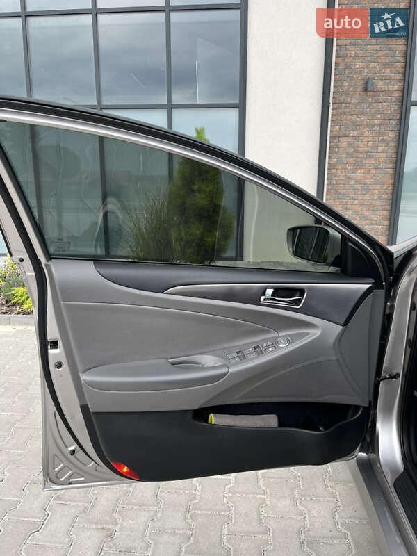 Седан Hyundai Sonata 2012 в Тернополе