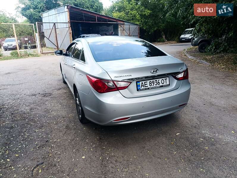 Седан Hyundai Sonata 2014 в Днепре фото 10 Седан Hyundai Sonata 2014 в Днепре
