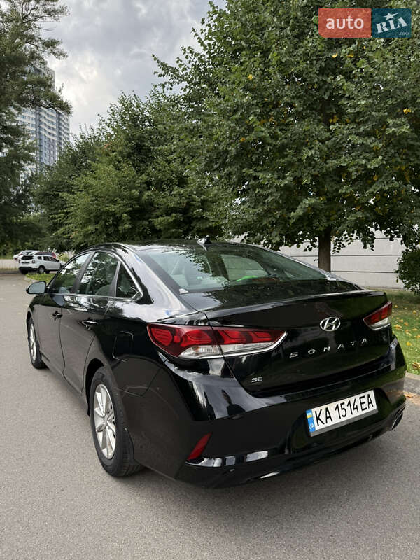 Седан Hyundai Sonata 2018 в Киеве