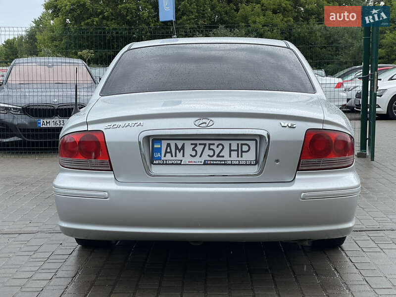 Седан Hyundai Sonata 2003 в Бердичеве