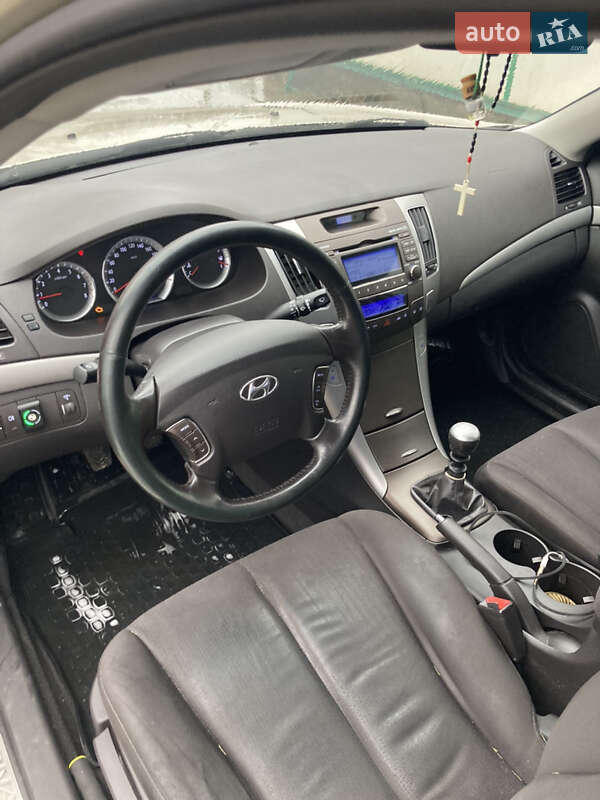 Седан Hyundai Sonata 2008 в Каменке-Бугской фото 7 Седан Hyundai Sonata 2008 в Каменке-Бугской