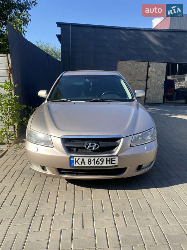 Седан Hyundai Sonata 2006 в Краматорске
