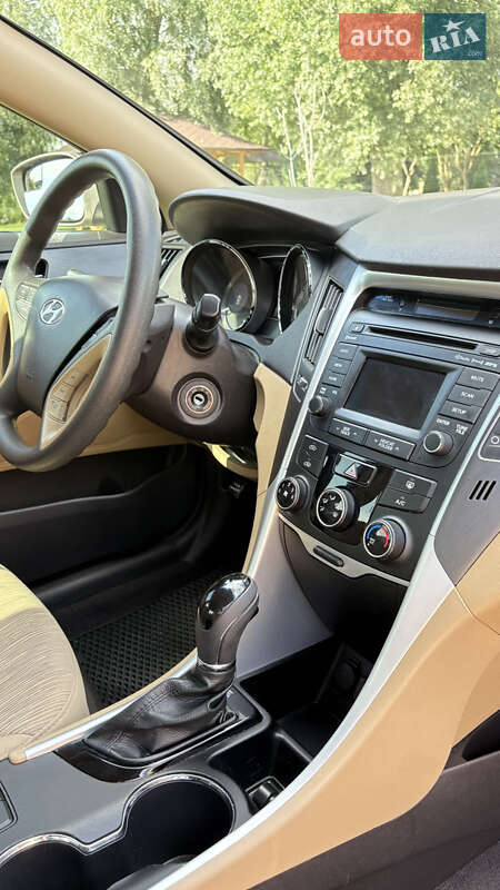 Седан Hyundai Sonata 2013 в Каменец-Подольском