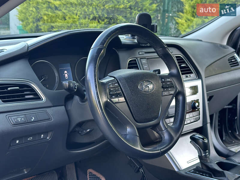 Седан Hyundai Sonata 2015 в Одессе
