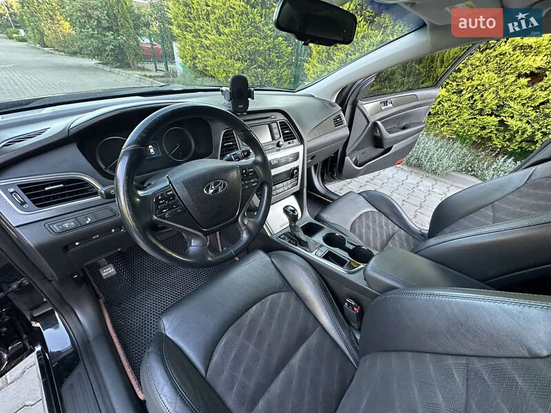 Седан Hyundai Sonata 2015 в Одессе