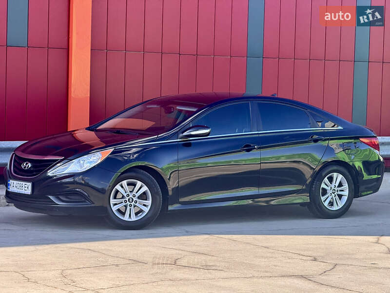 Hyundai Sonata 2013