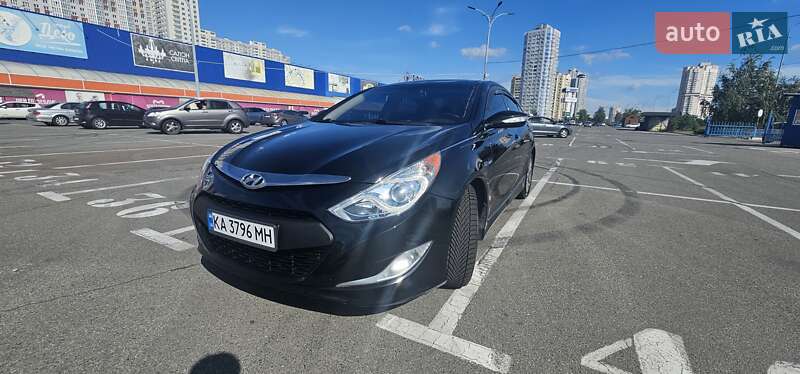 Hyundai Sonata 2013