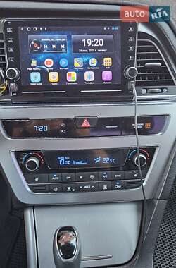 Седан Hyundai Sonata 2016 в 