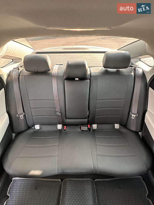 Седан Hyundai Sonata 2014 в Білогородці