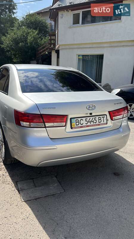 Седан Hyundai Sonata 2008 в Львове
