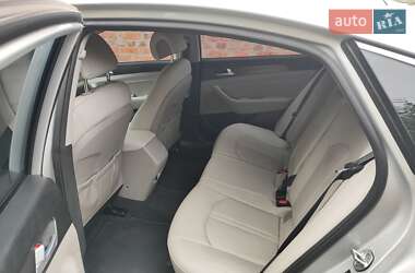 Седан Hyundai Sonata 2014 в Прилуках