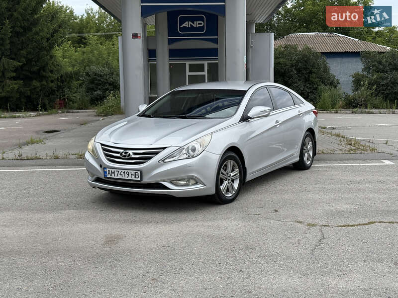 Hyundai Sonata 2013