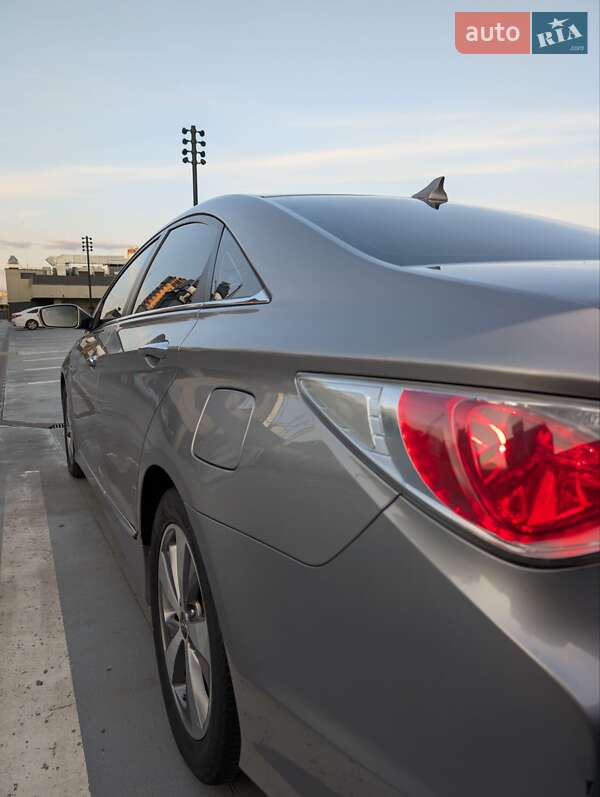Седан Hyundai Sonata 2012 в Києві