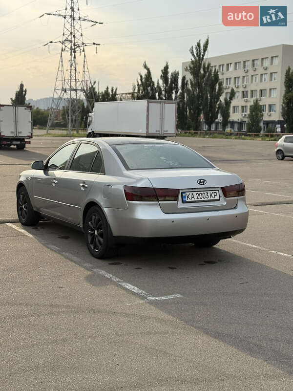 Седан Hyundai Sonata 2006 в Киеве