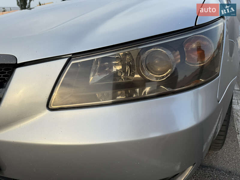 Седан Hyundai Sonata 2006 в Киеве