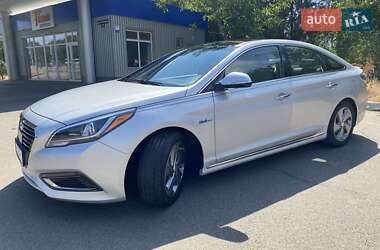 Седан Hyundai Sonata 2016 в Николаеве