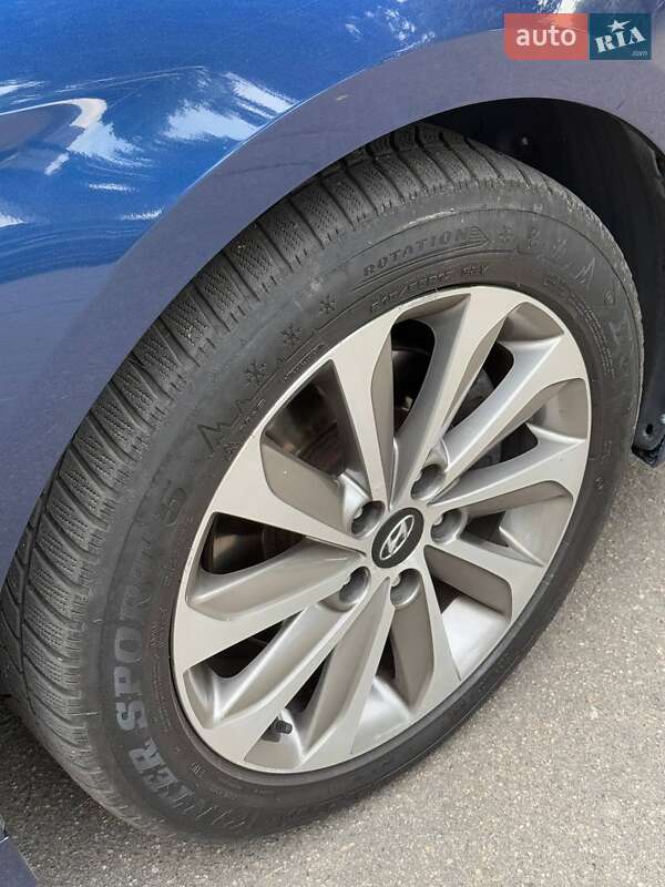 Седан Hyundai Sonata 2016 в Киеве