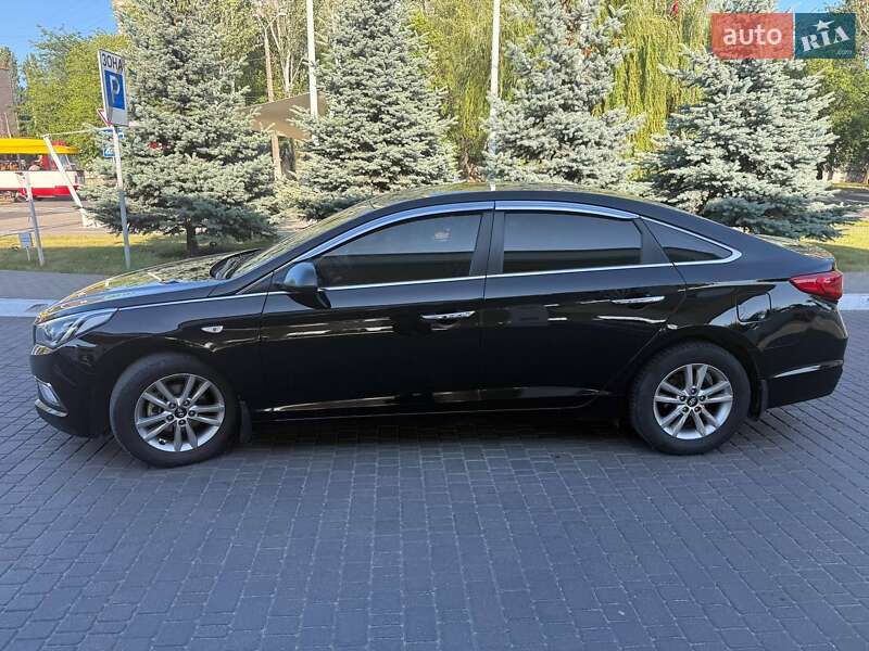 Седан Hyundai Sonata 2016 в Одессе