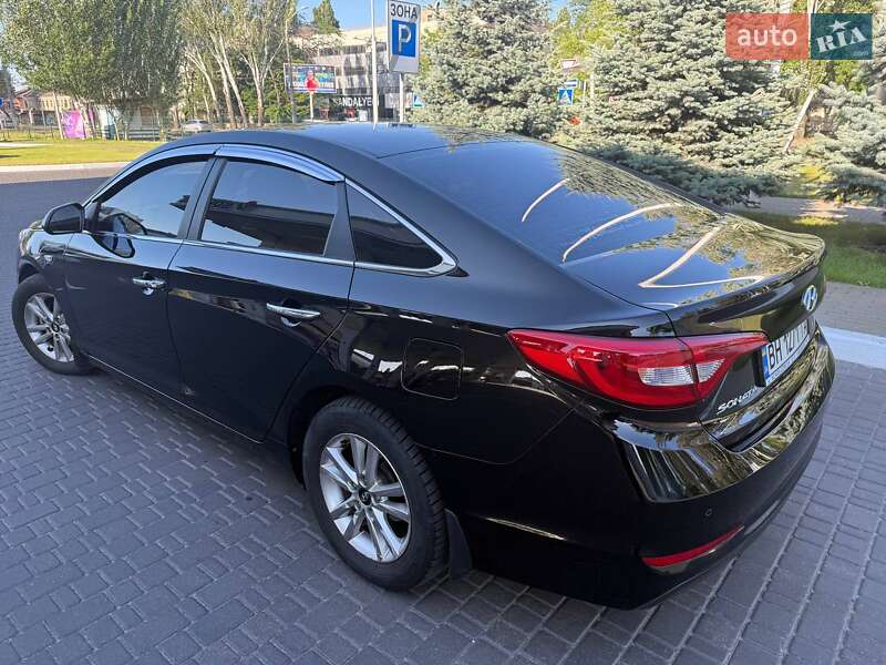 Седан Hyundai Sonata 2016 в Одессе