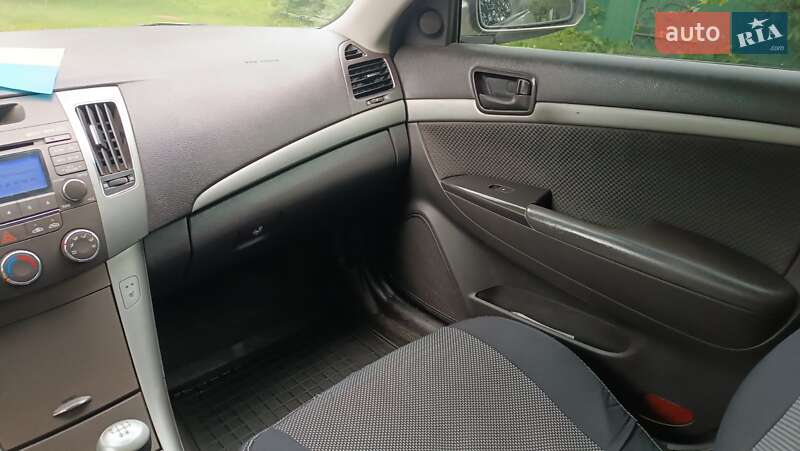 Седан Hyundai Sonata 2008 в Чернигове