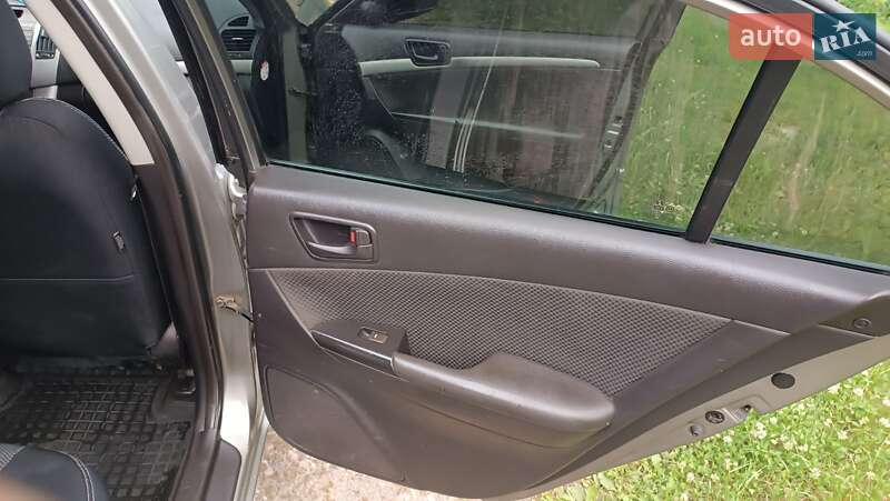 Седан Hyundai Sonata 2008 в Чернигове