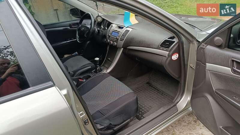 Седан Hyundai Sonata 2008 в Чернигове