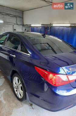 Седан Hyundai Sonata 2012 в Киеве