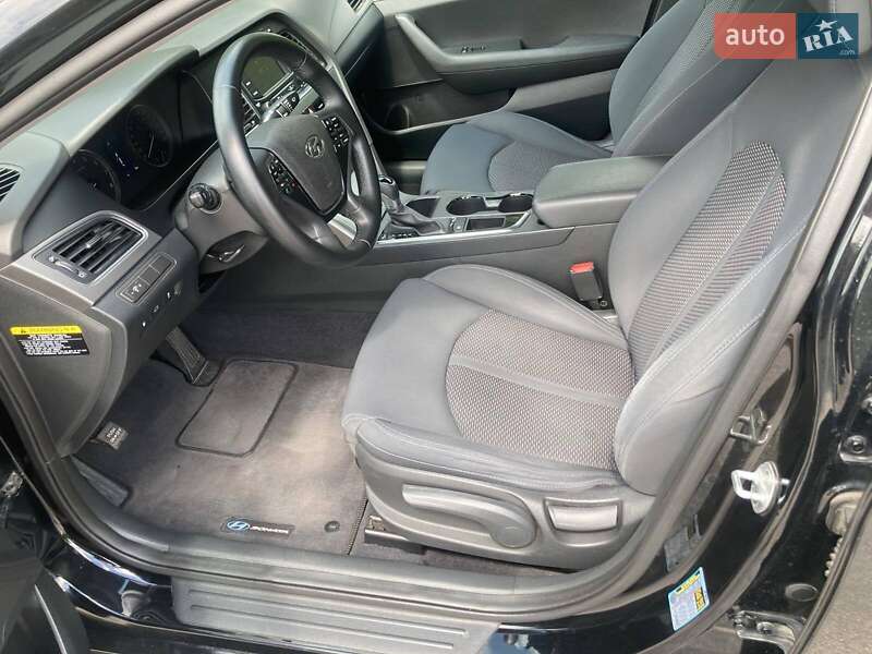 Седан Hyundai Sonata 2016 в Дніпрі