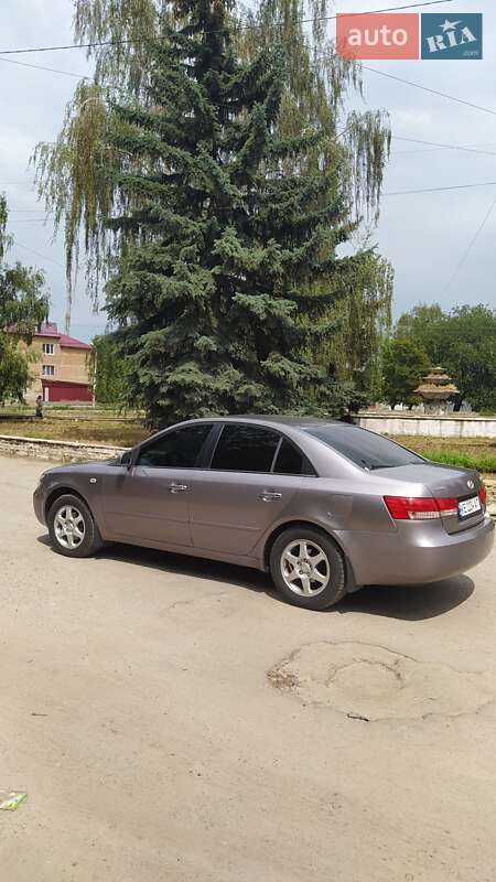 Седан Hyundai Sonata 2005 в Днепре