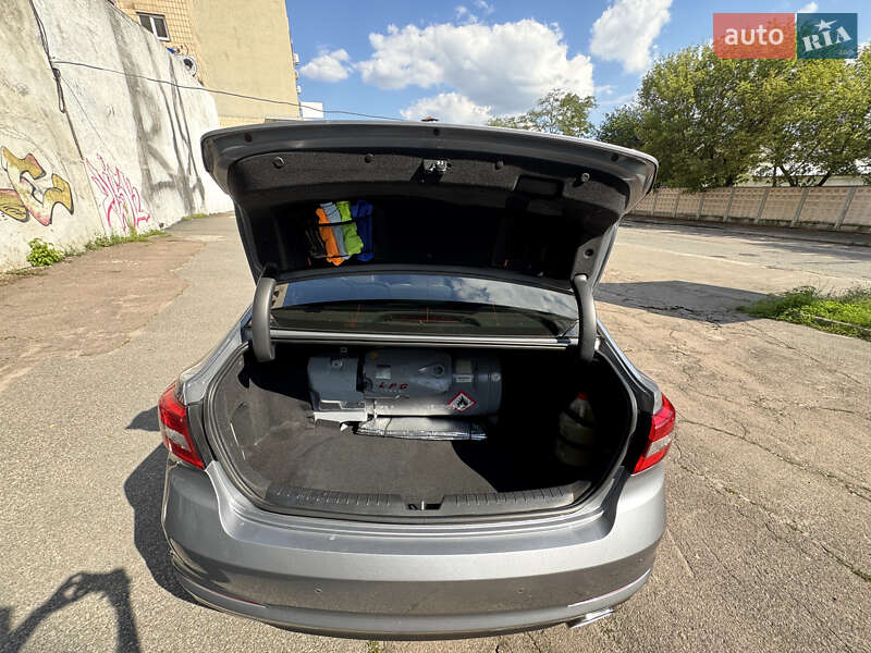 Седан Hyundai Sonata 2016 в Києві