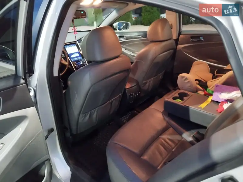 Hyundai Sonata 2012 VIN KMHEC4A42CA031685 фото оголошення 10 з 41
