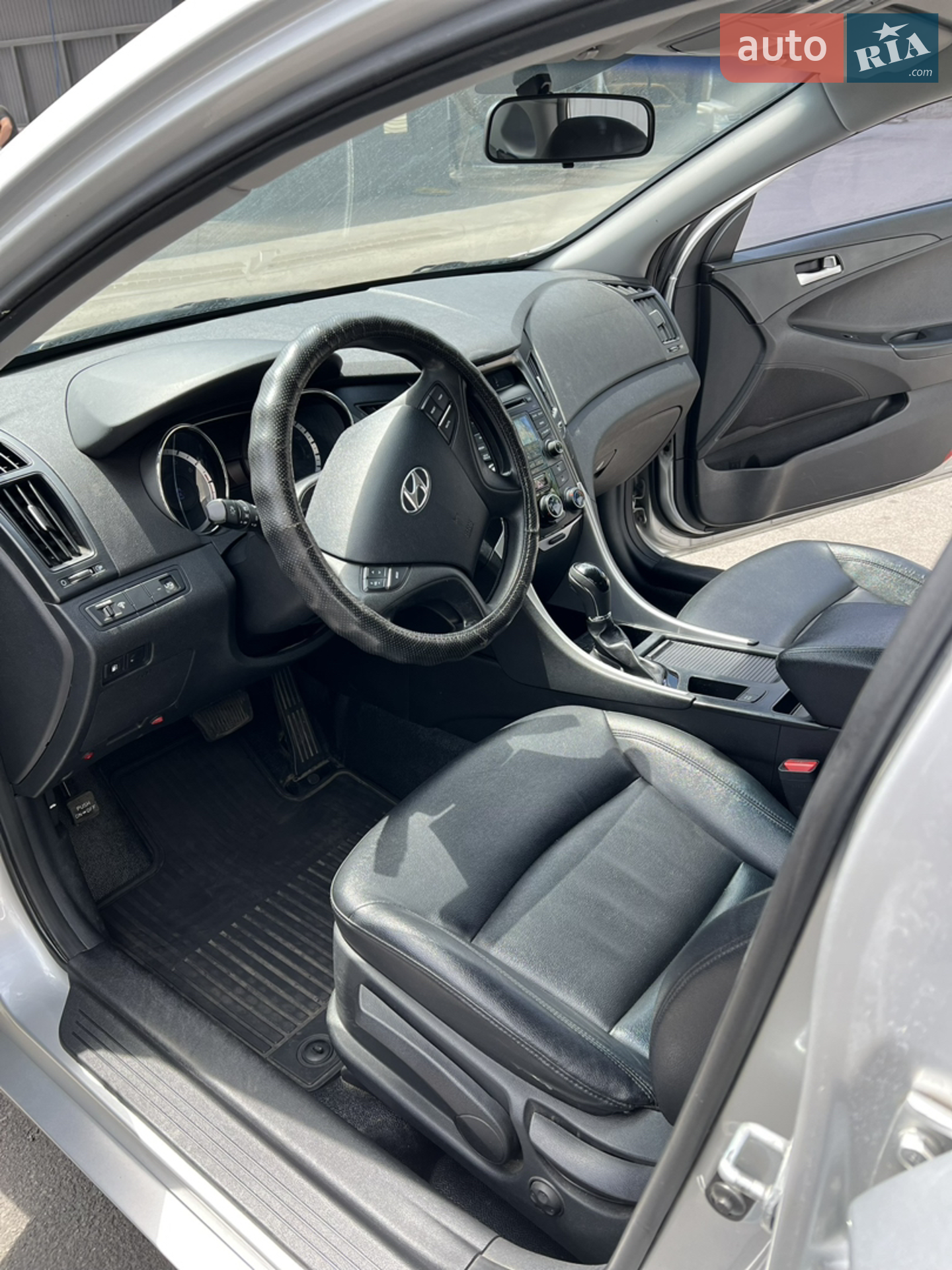 2013 Hyundai Sonata - мініатюра 17