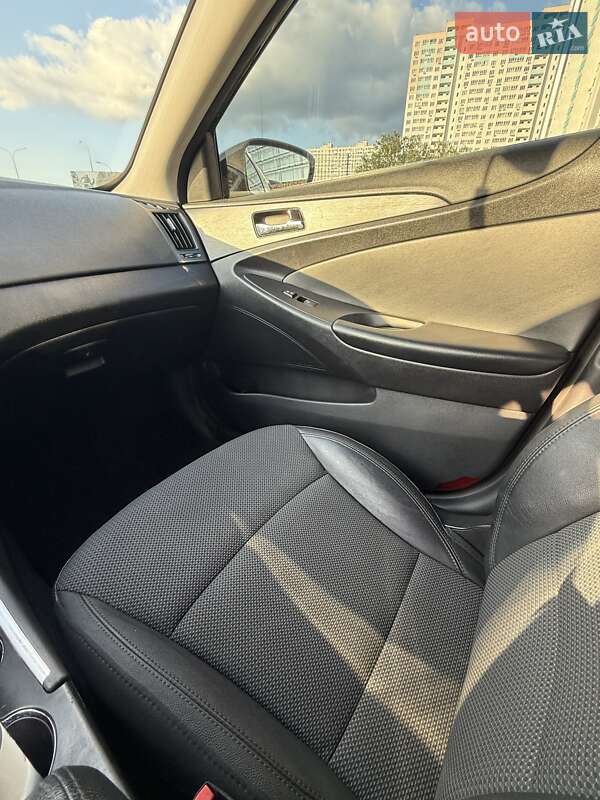 Седан Hyundai Sonata 2013 в Києві