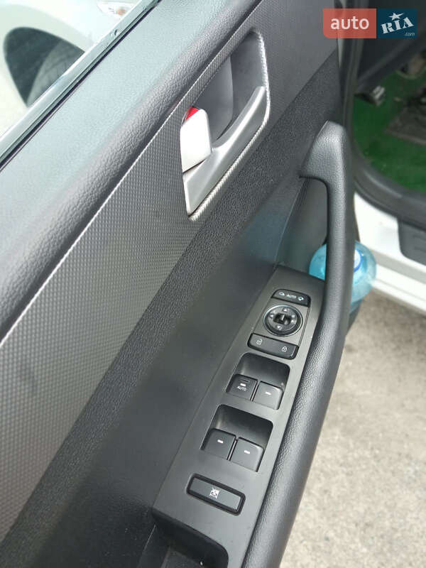 Седан Hyundai Sonata 2014 в Києві