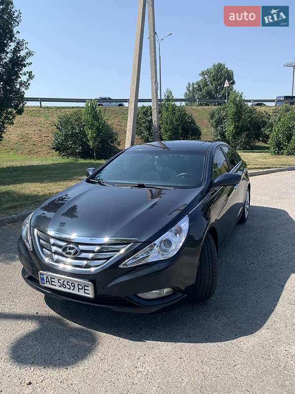 Hyundai Sonata 2013