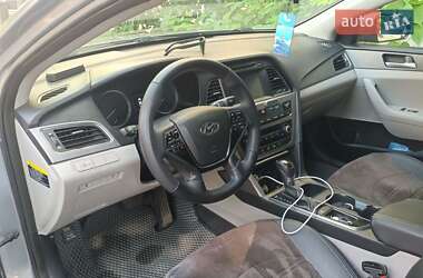 Седан Hyundai Sonata 2016 в  фото 27 Седан Hyundai Sonata 2016 в