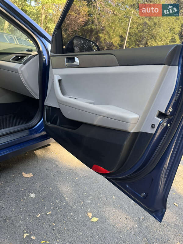 Седан Hyundai Sonata 2015 в Одессе