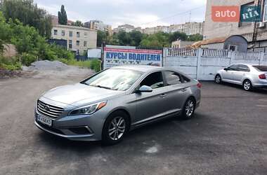 Седан Hyundai Sonata 2016 в  фото 15 Седан Hyundai Sonata 2016 в