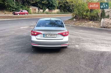 Седан Hyundai Sonata 2016 в  фото 44 Седан Hyundai Sonata 2016 в
