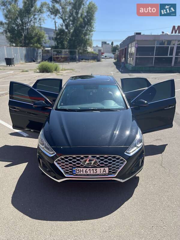 Седан Hyundai Sonata 2018 в Одессе